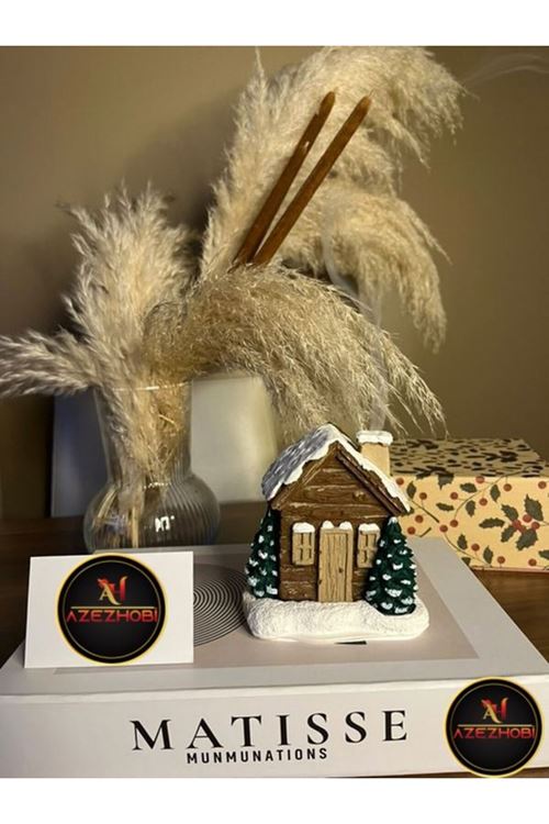 Kar Efektli Ev Şeklindeki Yılbaşı Temalı El Boyaması Ev Tütsülük