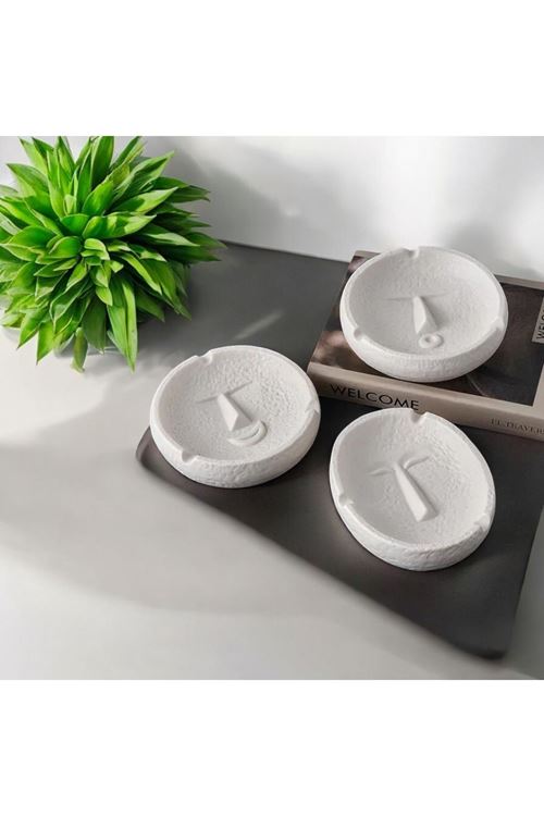 Üçlü Yüz Figürlü Küllük Seti