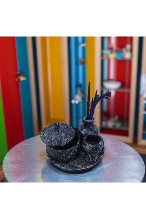 Siyah Mermer Desenli Dekoratif Obje Seti – Kuru Çiçekli Vazo, Kavanoz ve Tabak Takımı