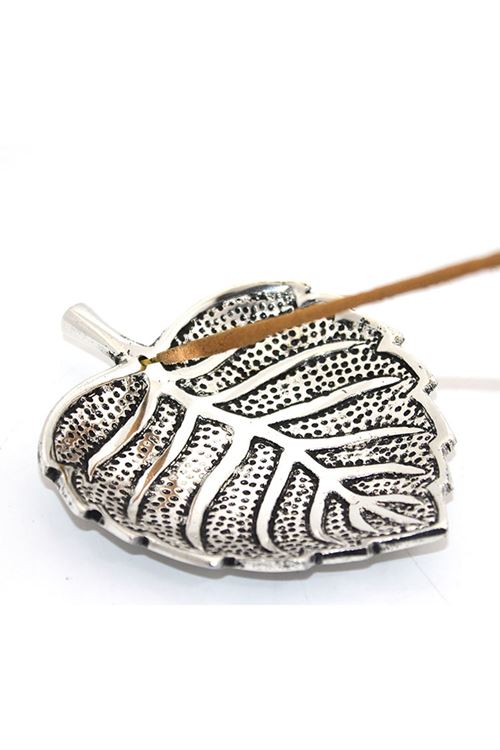 Metal Yaprak Tasarımlı Tütsülük Model 2