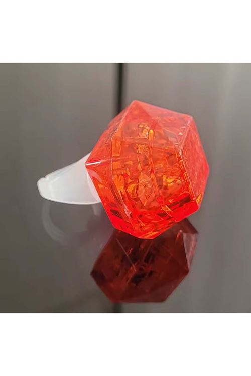 Kristal Tasarımlı Led Işıklı Kırmızı Yüzük