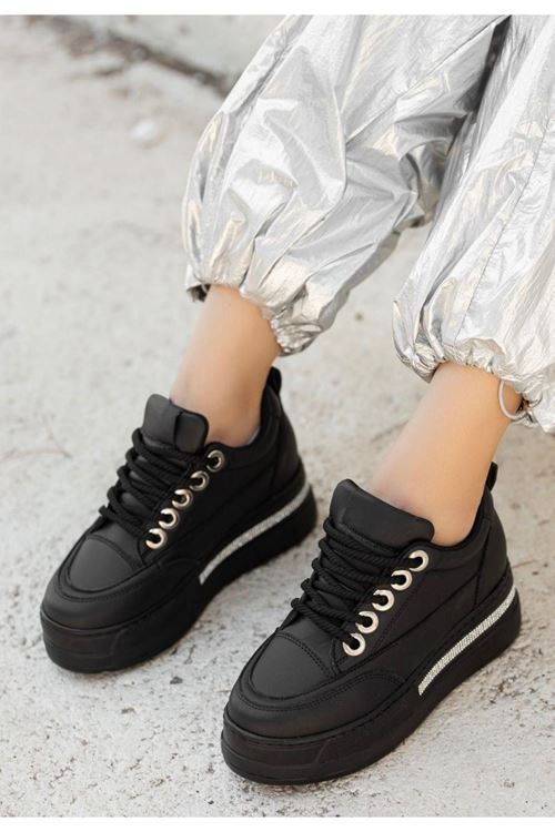 Lulu Siyah Cilt Bağcıklı Spor Ayakkabı