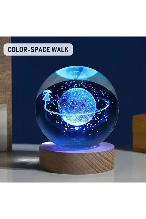 Satürnlü Kız Tasarımlı Işıklı Cam Küre