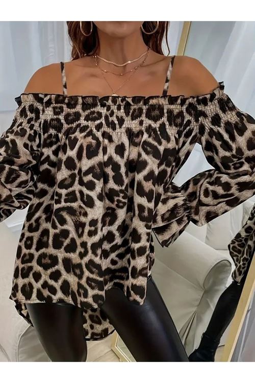 Kadın Ip Askılı Omuzlardan Açık Leopar Desenli Asimetrik Kesim Süprem Bluz