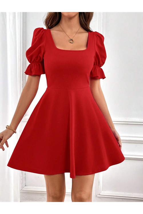 Kadın Kısa Kollu Kare Yakalı Kiloş Ithal Krep Elbise