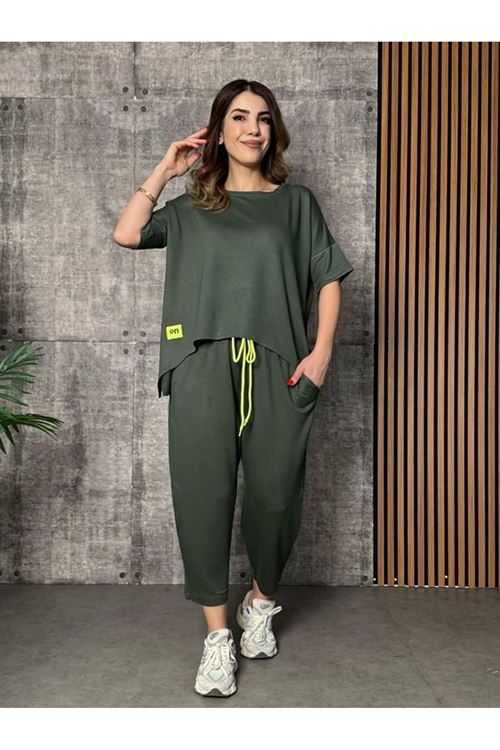 Kadın Kısa Kollu Bisiklet Yaka Viskon Iki Iplik Bluz Ve Pantolon Ikili Takım