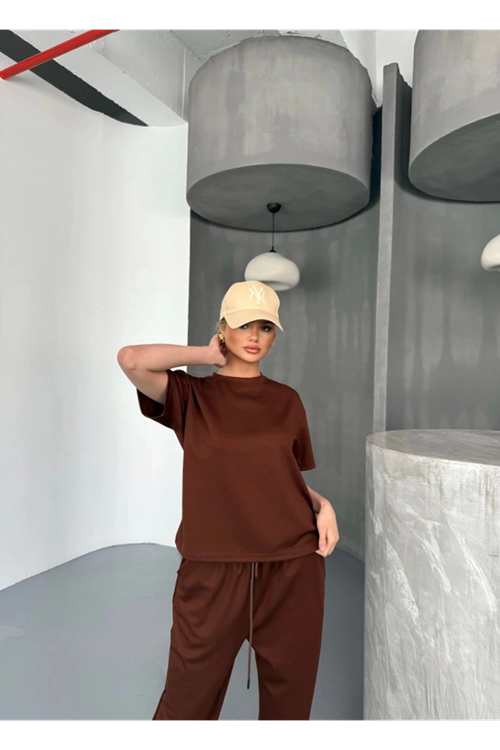 Osy Modal Yumuşak Dokulu Kumaş Kısa Kollu Bluz Rahat Pantalon Ikili Takım- Kahverengi