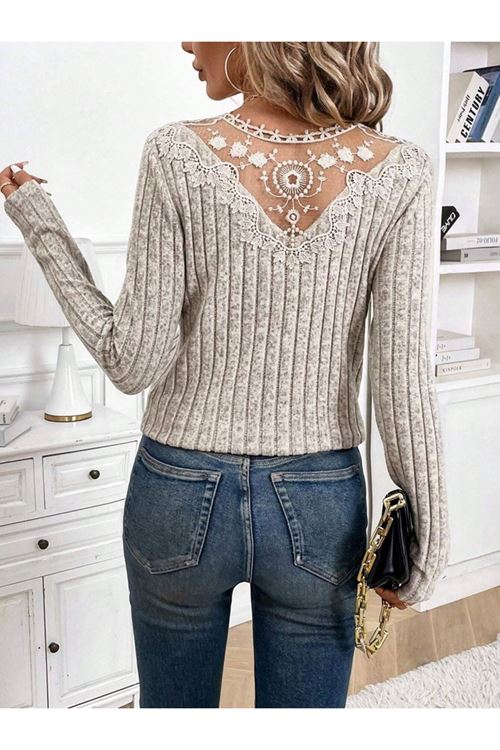 Kadın Uzun Kollu V Yakalı Arkadan Dantel Detaylı şardonlu Kaşkorse Bluz