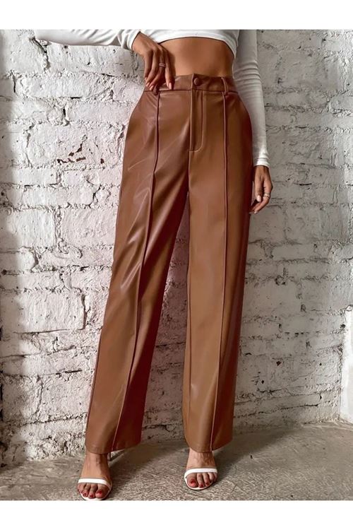 Kadın önden Fermuarlı Cepli Geniş Kesim Lame Deri Pantolon
