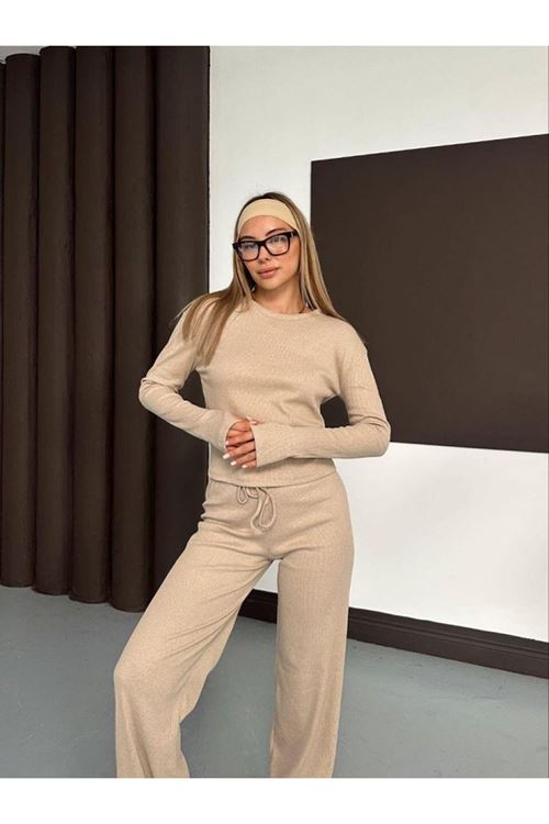 Kadın Bisiklet Yaka Parmak Geçme Detay Uzun Kollu Bluz Ve Pantolon Ikili Takım