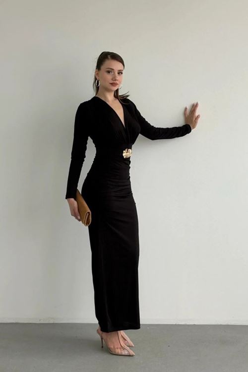 Aksesuarlı Kemerli Drapeli Uzun Elbise