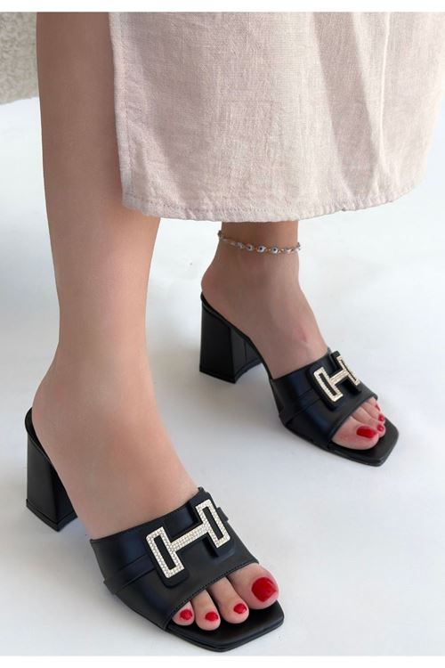 Erew Siyah Cilt Topuklu Terlik