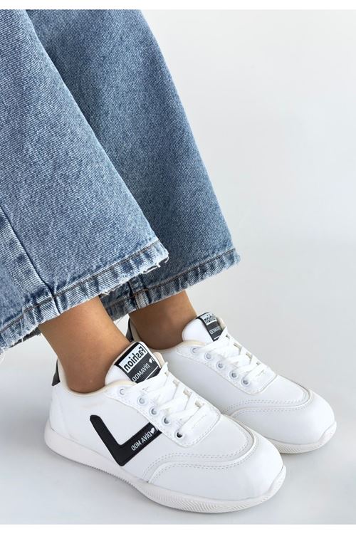 Jowen Beyaz Cilt Siyah Detaylı Bağcıklı Spor Ayakkabı