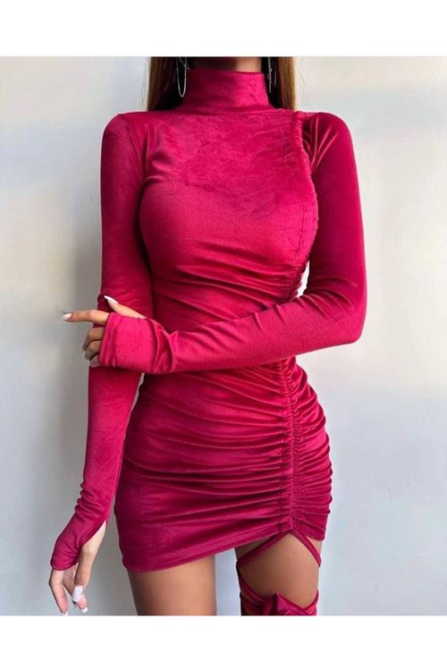 Kadın Uzun Kollu Balıkçı Yaka Büzgü Ve Gül Detay Kadife Kumaş Mini Elbise