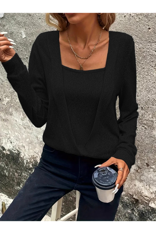 Kadın Uzun Kollu Kruvaze Yaka Kol Ve Etek Ucu Manşet Detay Yumoş Bluz