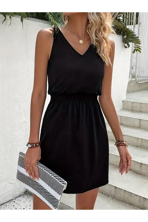 Kadın V Yakalı Belinde Gipe Detay Krep Elbise