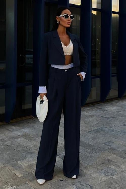 Garni Detaylı Crop Ceketli Takım 10075