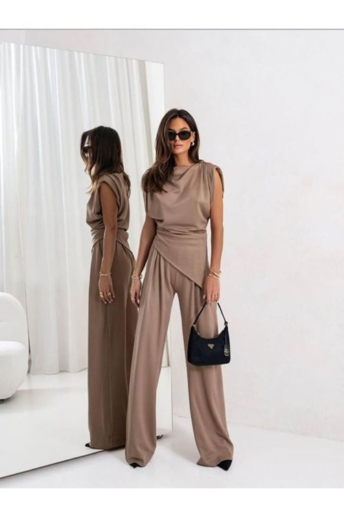 Kadın Dalgıç Kumaş Sıfır Kol Bluz Ve Bol Kesim Pantolon Ikili Takım