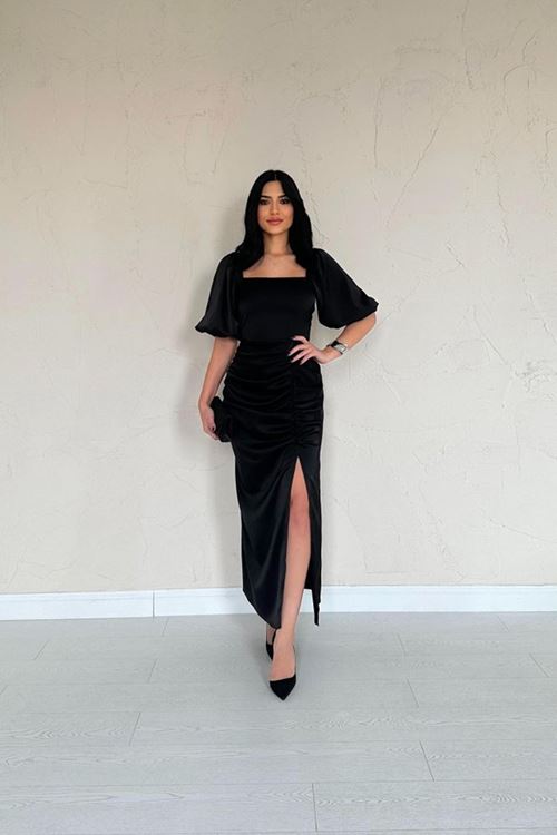 Siyah Büzgülü Saten Elbise