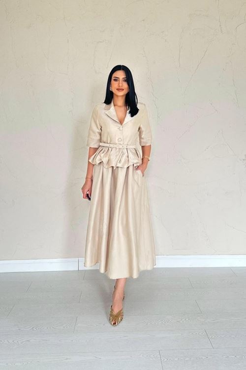 Bej İnce Kemerli Fırfırlı Ceket Ve Büzgülü Etek Takım