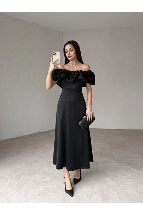Siyah Omuz Büzgülü Saten Elbise