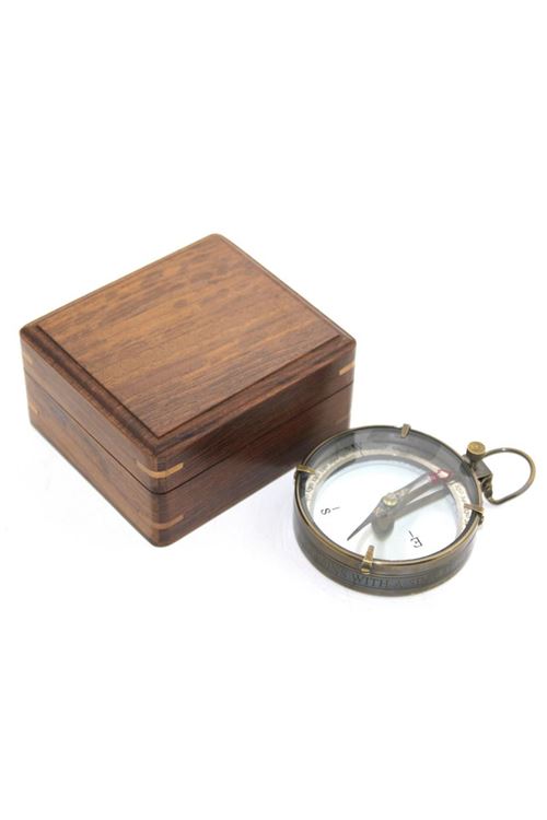 Ahşap Kutulu Pirinç Pusula Model 13