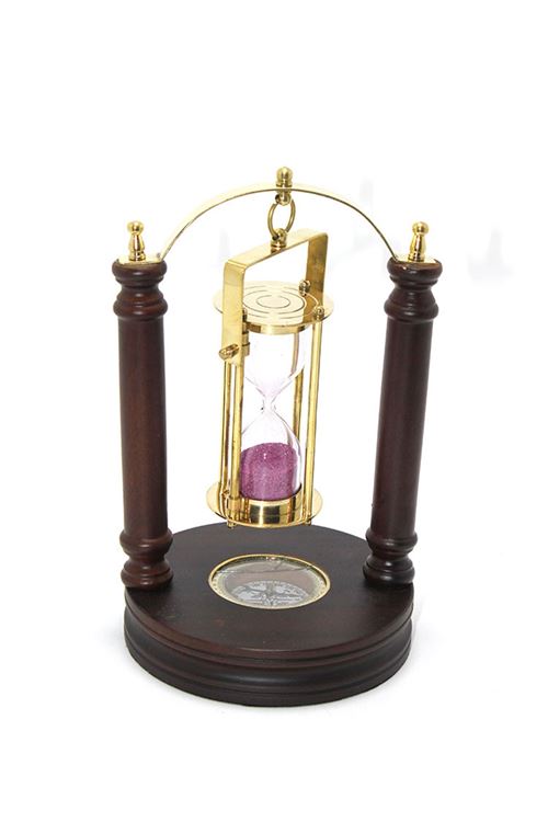 Pirinç Kum Saati Ve Pusula