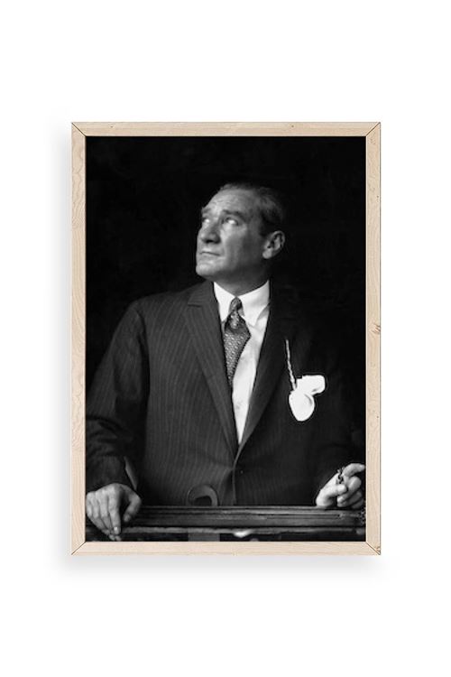Atatürk Ahşap Çerçeveli Tablo 23 x 30