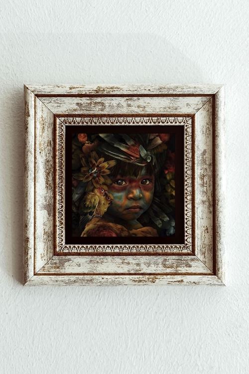 Afrikalı Çocuk Çerçeveli Taş Tablo , Çerçeveli Taş Duvar Dekoru-enkcrcvtbl-00193 20 cm