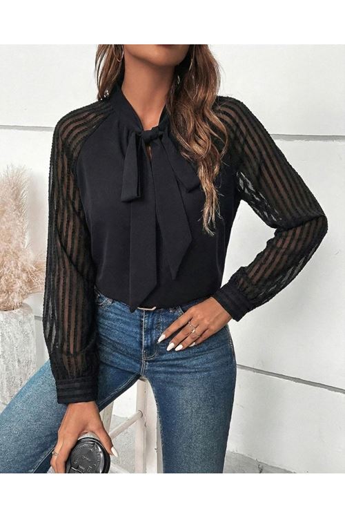 Kadın Uzun Kollu Reglan Kol Detaylı Tüllü Yakadan Bağlamalı Sandy Bluz