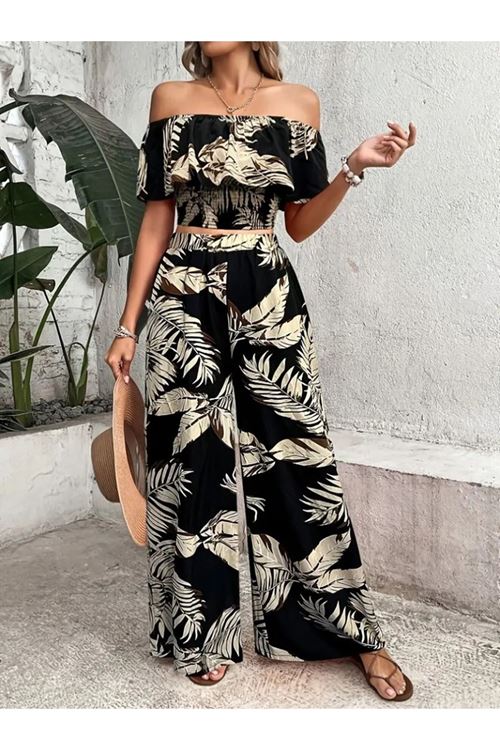 Kadın Kısa Kollu Madonna Fırfır Yaka Crop Süprem Bluz Ve Pantolon Ikili Takım