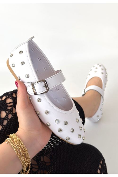 Ritta Beyaz Cilt Kemerli Babet Ayakkabı