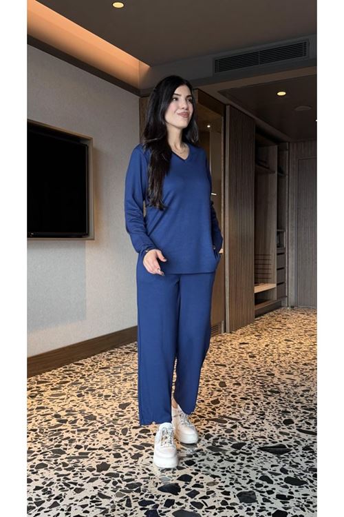 Kadın V Yaka Bluz Ve Pantolon Ikili Takım