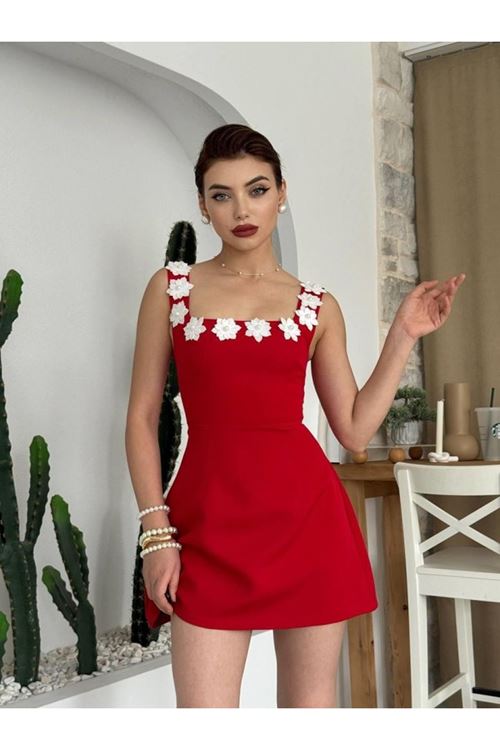 Alyosa Çiçek Detaylı Elbise