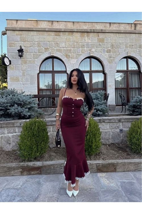 Kadın Güpür Dantel Detaylı Gizli Fermuarlı Midi Boy Elbise