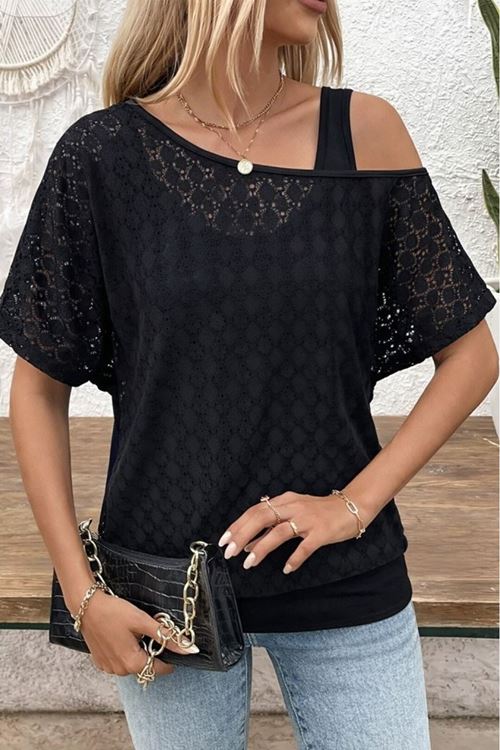 Kadın Askılı Yuvarlak Yaka Viskon Atlet Ve Yarasa Kollu Omuzdan Açık Dantel Bluz Ikili Takım