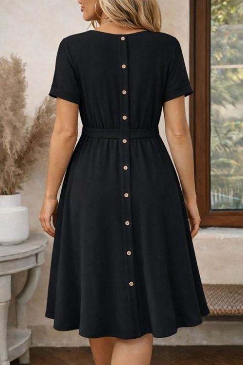 Kadın Kısa Kollu Yuvarlak Yaka Arkadan Düğmeli Viskon Midi Elbise