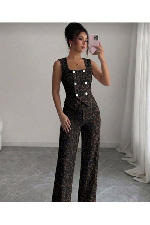 Kadın Düğmeli Bürümcük Kumaş Takım