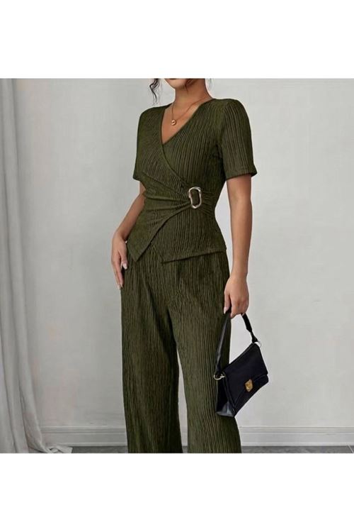 Kadın Toka Detaylı Kruvaze Takım