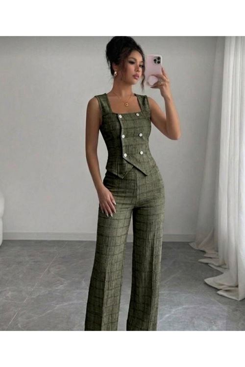 Kadın Düğmeli Bürümcük Kumaş Takım