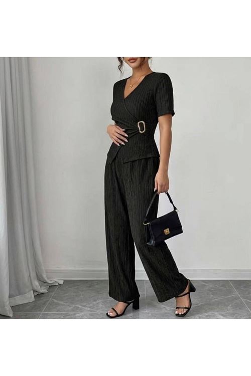 Kadın Toka Detaylı Kruvaze Takım