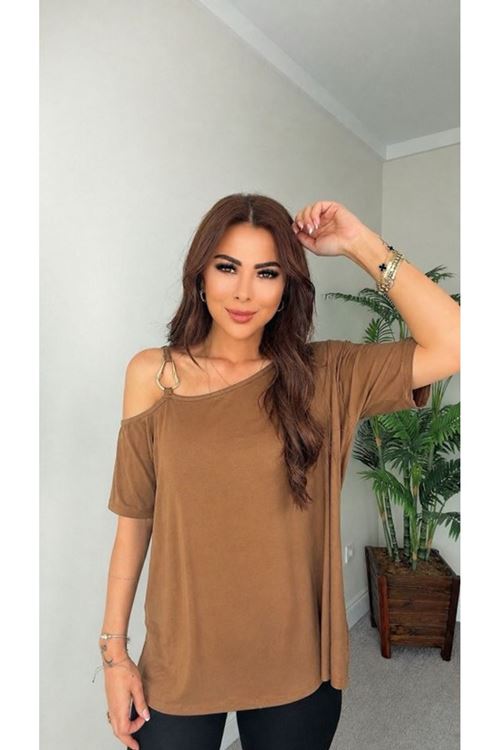 Kadın Kısa Kollu Tek Omuzdan Askılı Toka Detaylı Viskon Bluz