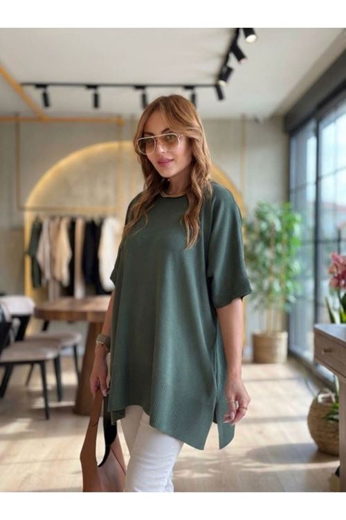 Kadın Bisiklet Yaka Kısa Yarasa Kollu Yanları Yırtmaçlı Oversize Dökümlü Merserize Bluz