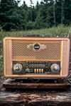 TBL Dekor® Retro, Nostaljik, Ahşap Tasarım Bluetooth Hoparlörlü, Şarjlı, Taşınabilir Otantik Tasarımlı FM/AM Destekli Radyo NS8098