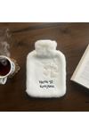 Hello Everyone Yazılı Kurdeleli Beyaz Peluş Sıcak Su Torbası 1 Lt – Yumuşak Kılıf, Uzun Süre Sıcak Tutan Termal Su Torbası